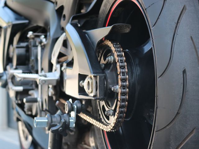 suzuki - gsx-r-750