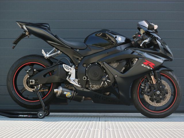 suzuki - gsx-r-750