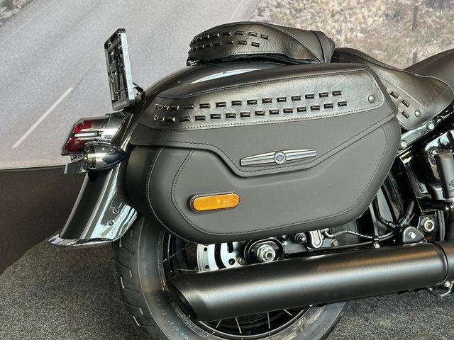 harley-davidson - heritage-classic