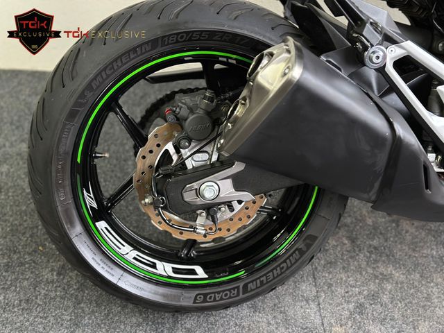 kawasaki - z-800-abs