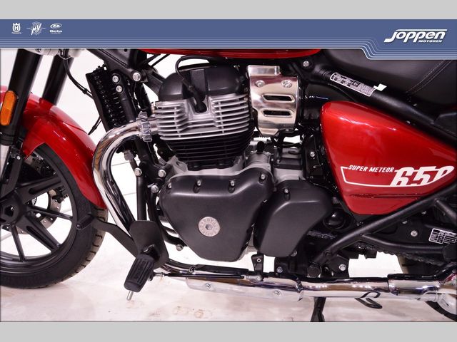 royal-enfield - super-meteor-650