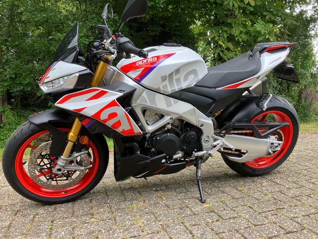 aprilia - tuono--v4-1100-factory