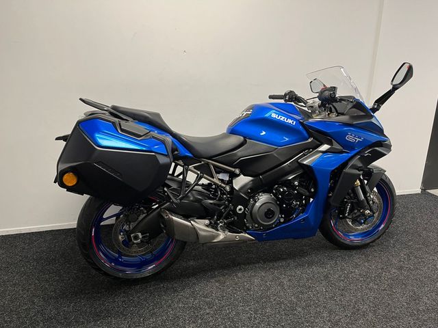 suzuki - gsx-s-1000-gt