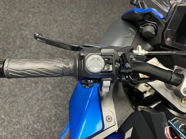 suzuki - gsx-s-1000-gt
