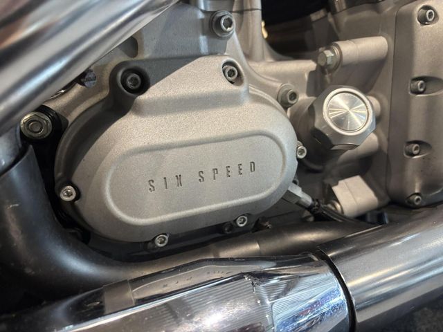harley-davidson - street-bob-fxdb