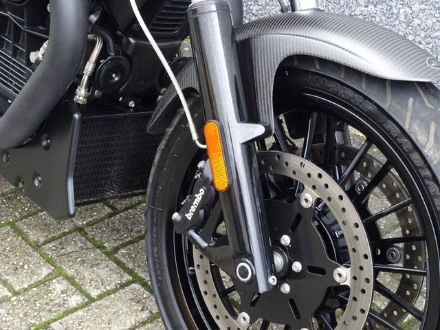 moto-guzzi - audace