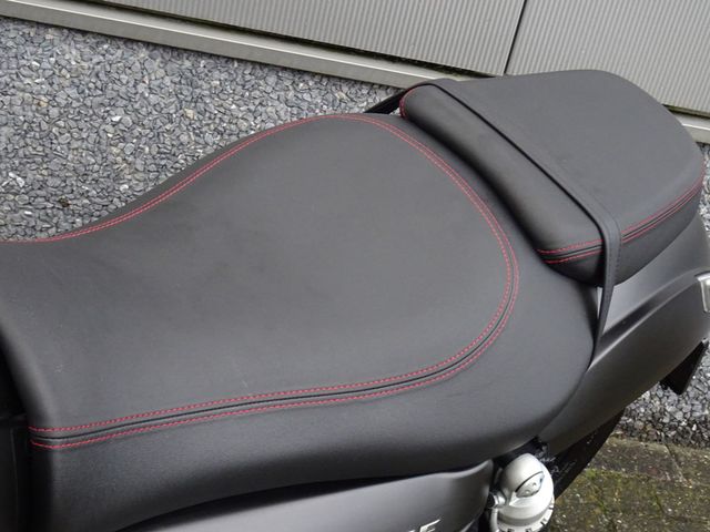 moto-guzzi - audace