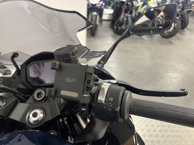 kawasaki - ninja-1100-sx-se