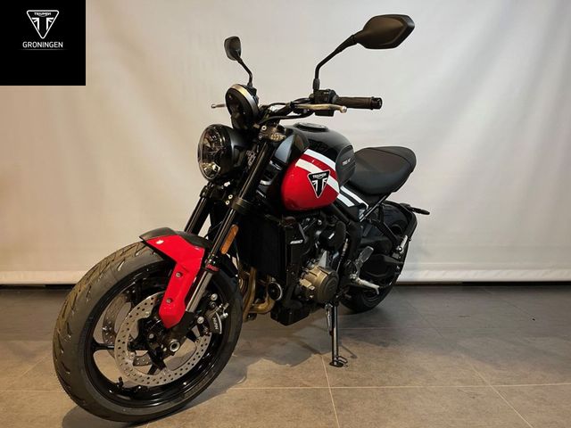 triumph - trident-660