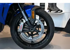 BMW R 1300 RS Racing Blue 2026 nieuw – foto 4 van 17