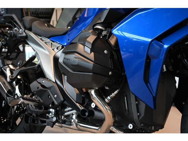 bmw - r-1300-rs