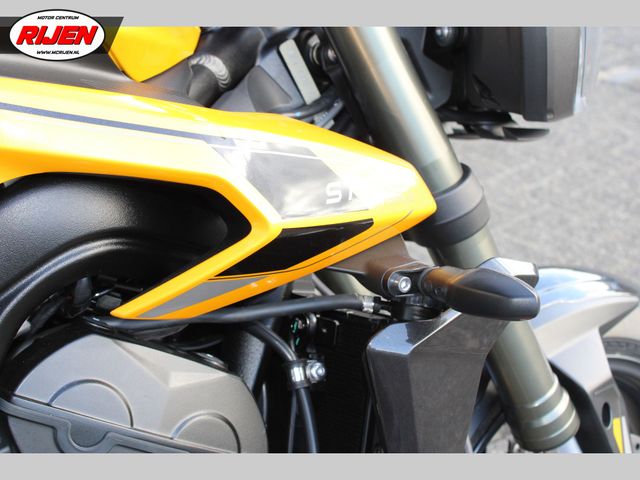 triumph - street-triple-rs