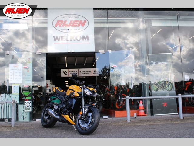 triumph - street-triple-rs