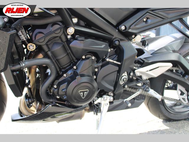triumph - street-triple-rs