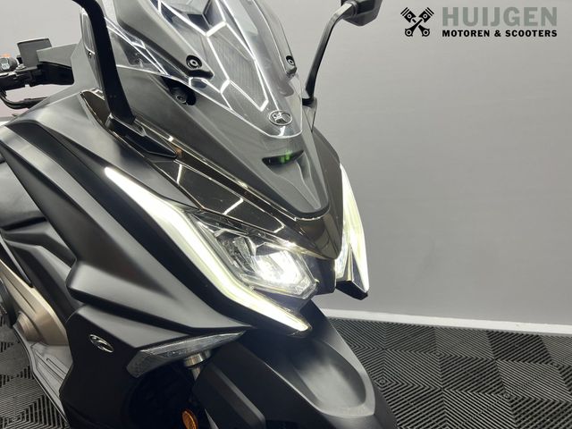 kymco - ak-550