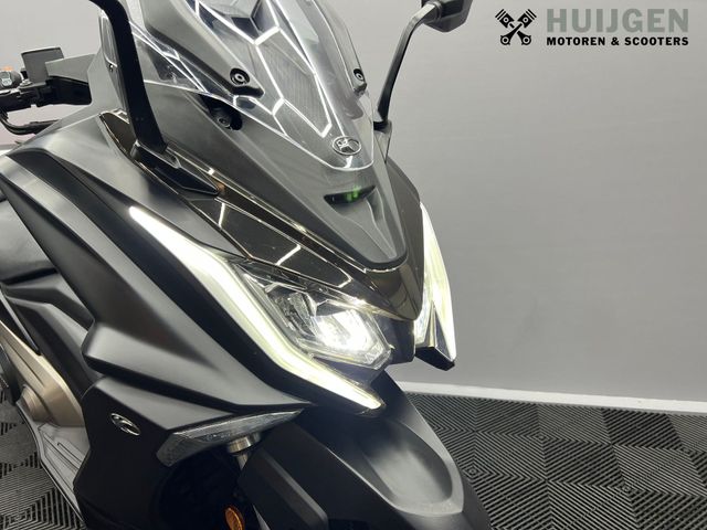 kymco - ak-550