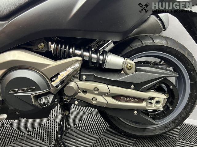 kymco - ak-550