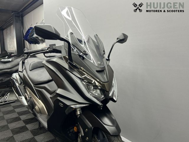 kymco - ak-550