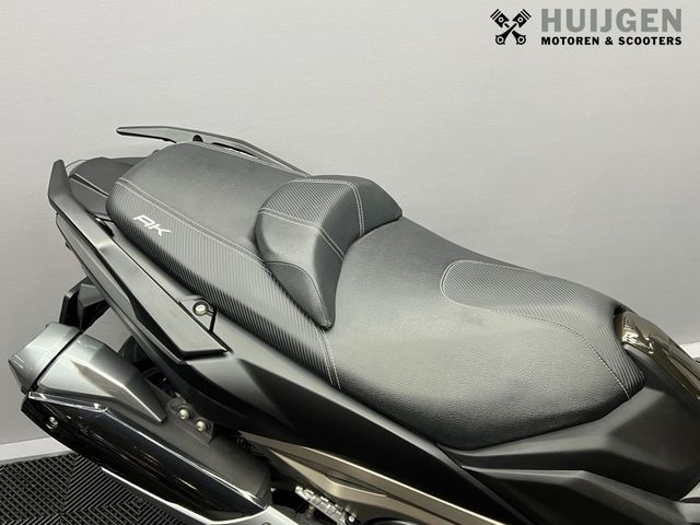 kymco - ak-550