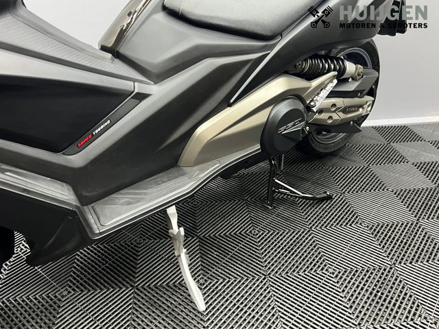 kymco - ak-550