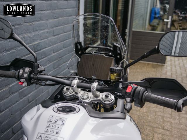 triumph - tiger-900-alpine-edition