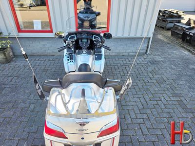 HONDA GL 1800 GOLDWING ABS – foto 4