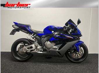 Honda CBR 1000 RR Fireblade 2005 occasion