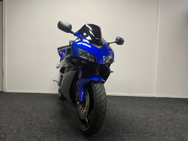 honda - cbr-1000-rr-fireblade