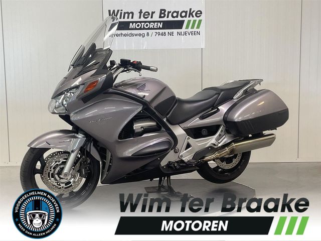 honda - st-1300-pan-european-abs