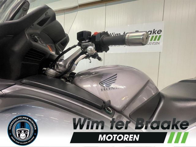 honda - st-1300-pan-european-abs