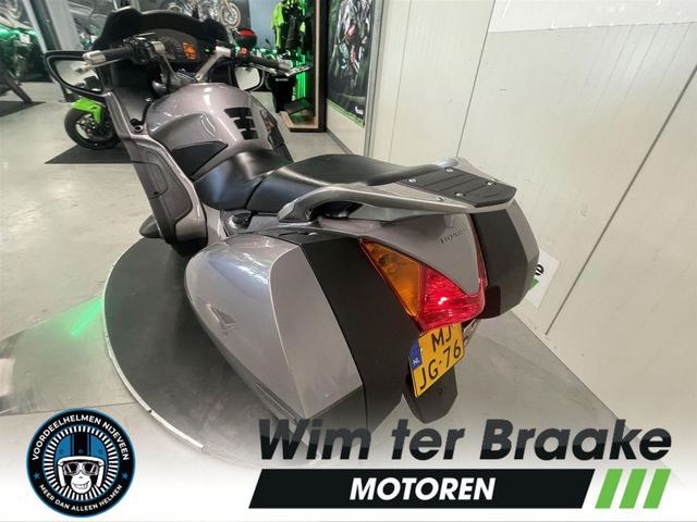 honda - st-1300-pan-european-abs