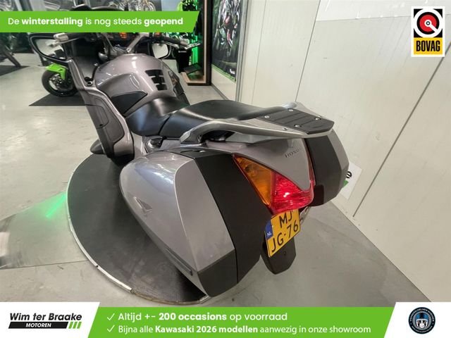 honda - st-1300-pan-european-abs