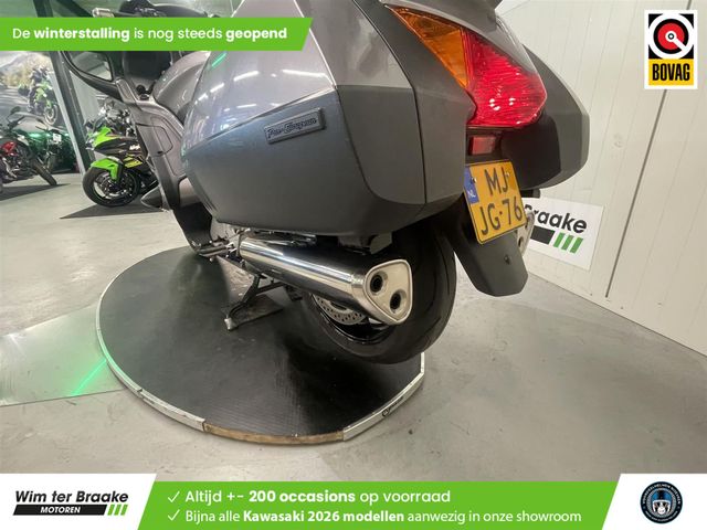 honda - st-1300-pan-european-abs