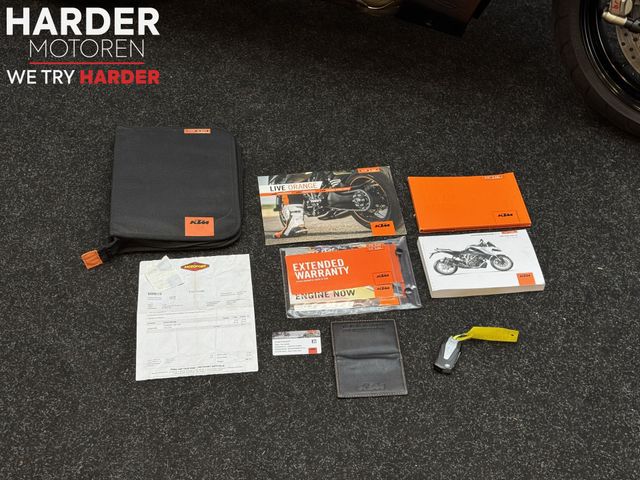 ktm - 1290-super-duke-gt