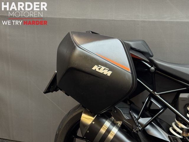 ktm - 1290-super-duke-gt