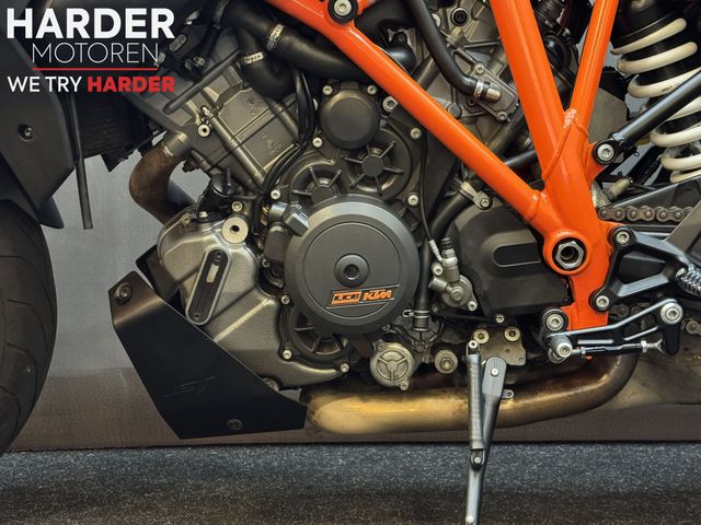 ktm - 1290-super-duke-gt