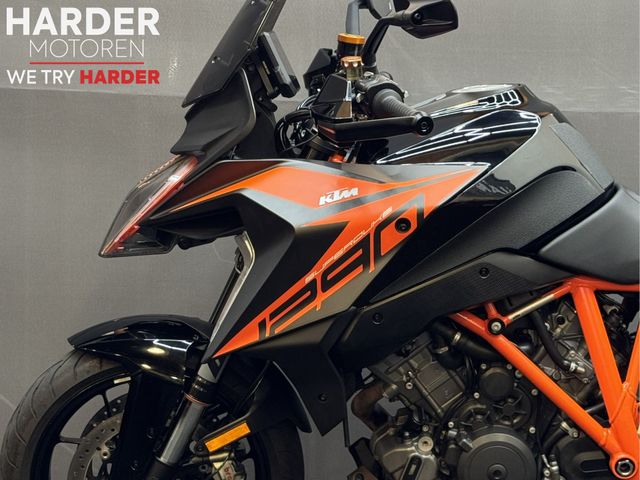 ktm - 1290-super-duke-gt