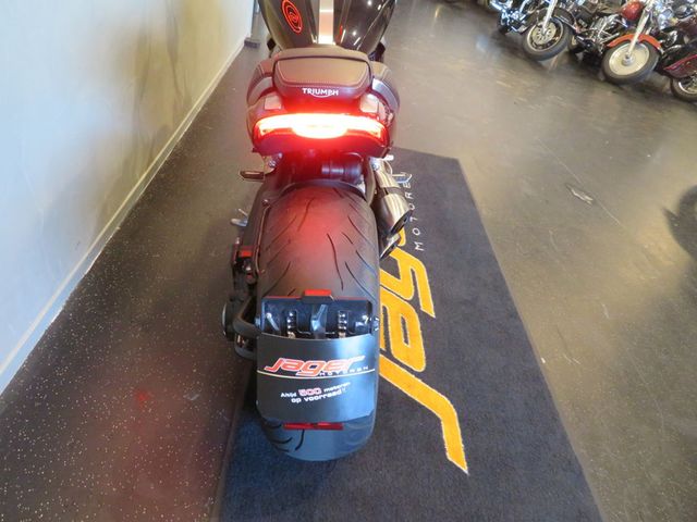 triumph - rocket-iii