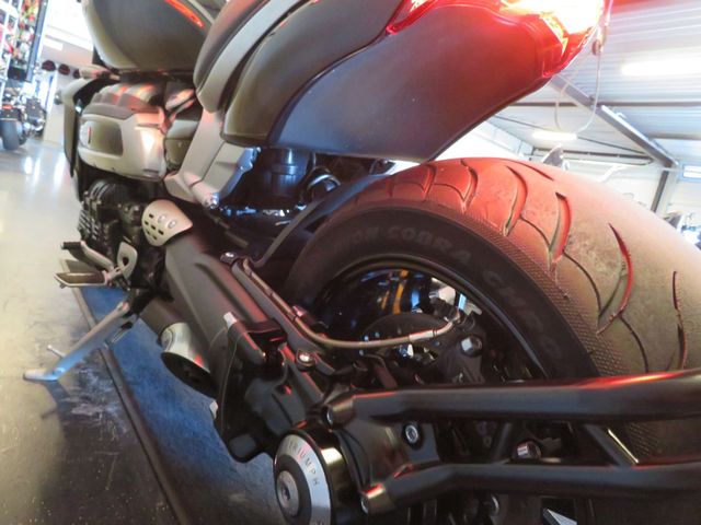 triumph - rocket-iii