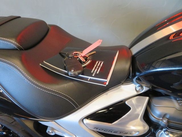 triumph - rocket-iii