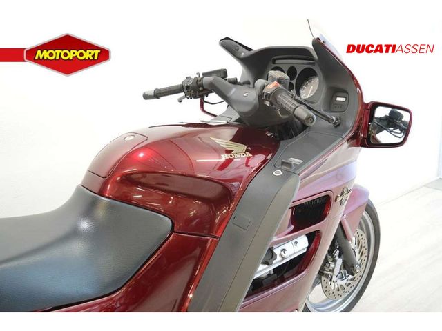 honda - st-1100-pan-european