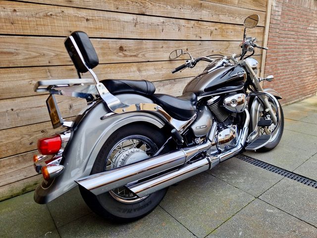 suzuki - vl-800-volusia