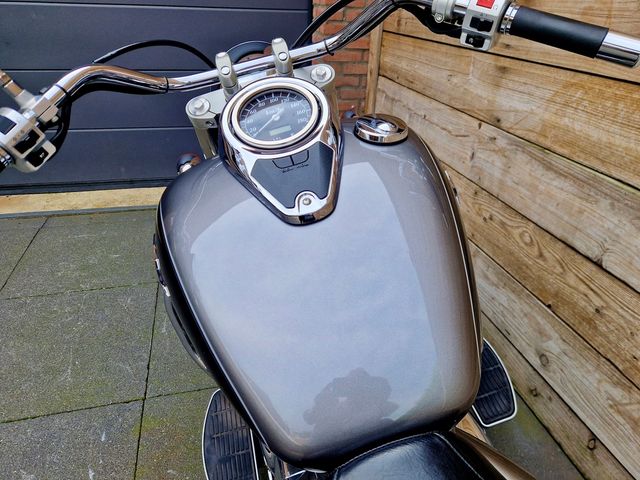 suzuki - vl-800-volusia