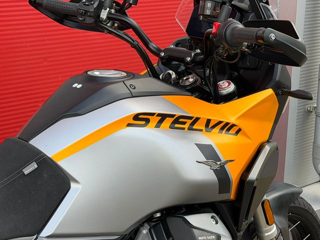 moto-guzzi - stelvio