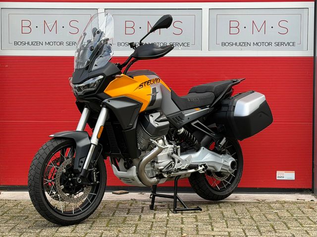 moto-guzzi - stelvio