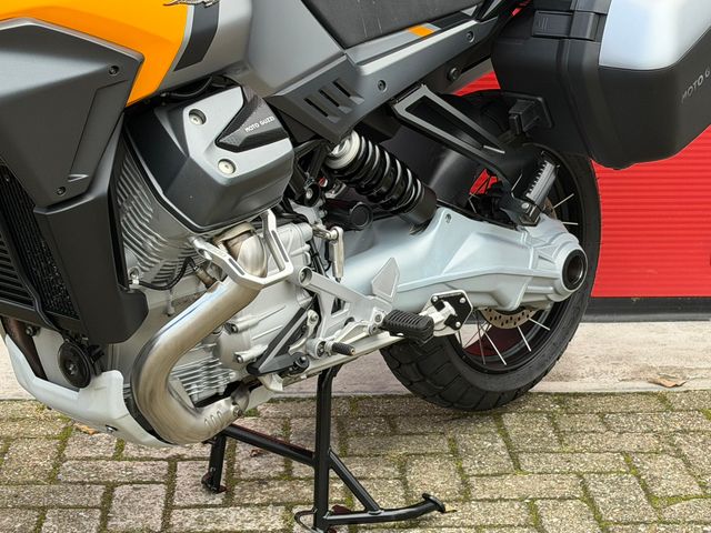 moto-guzzi - stelvio
