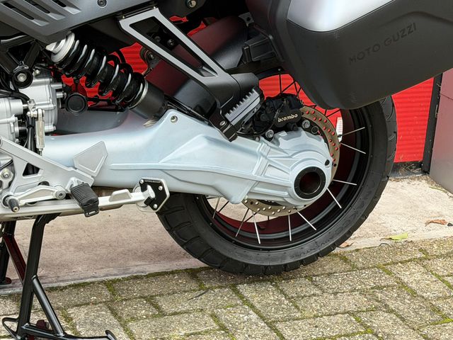 moto-guzzi - stelvio