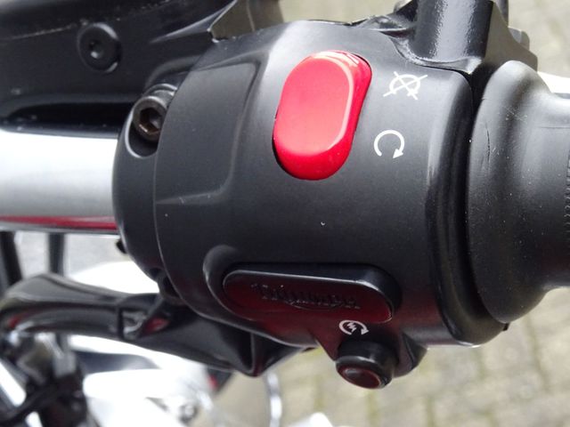 triumph - rocket-iii