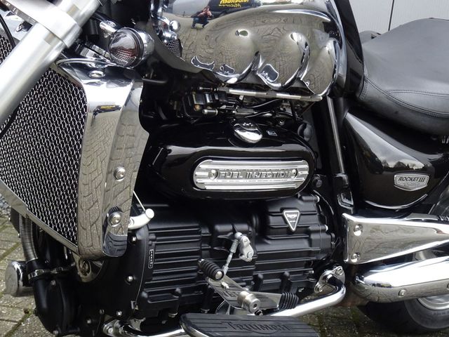 triumph - rocket-iii