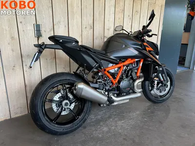 KTM 1390 SUPER DUKE R – foto 3